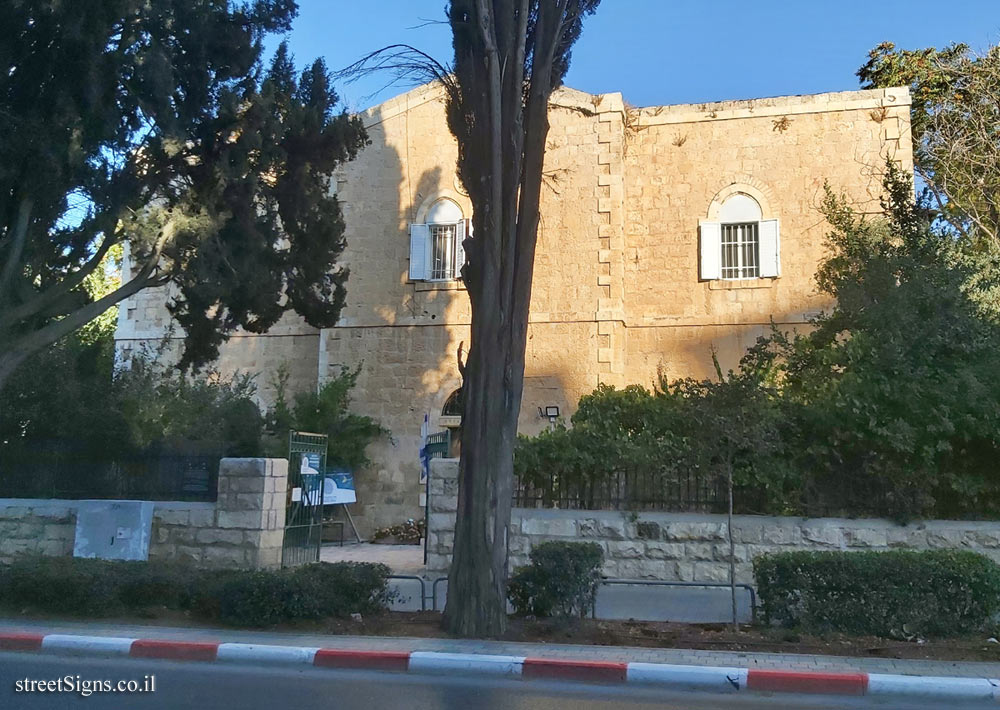 Jerusalem - Heritage Sites in Israel - Matheus Frank Home Eben Ezer - Emek Refa’im St 6, Jerusalem, Israel