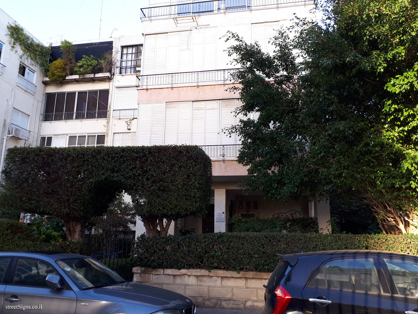 The house of Alexander Bogen (Katzenbogen) - Ben Shaprut St 7, Tel Aviv-Yafo