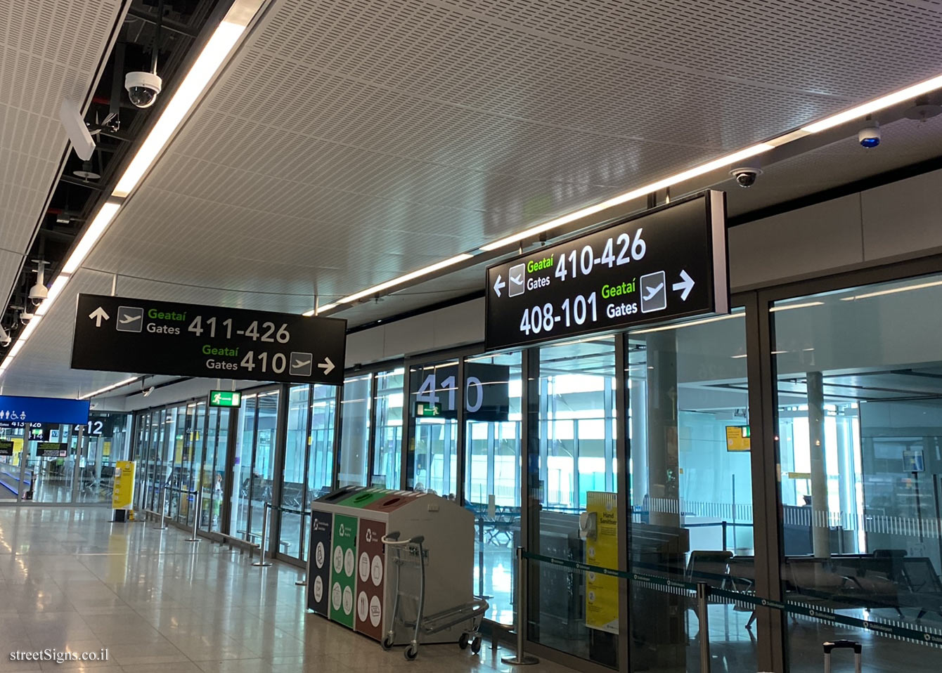 Dublin Airport - The Boarding Gate - Dublin Airport (DUB), Dublin, Ireland