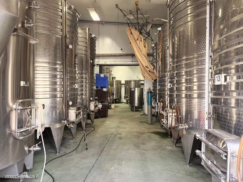 Kfar Ruth - Titora Winery