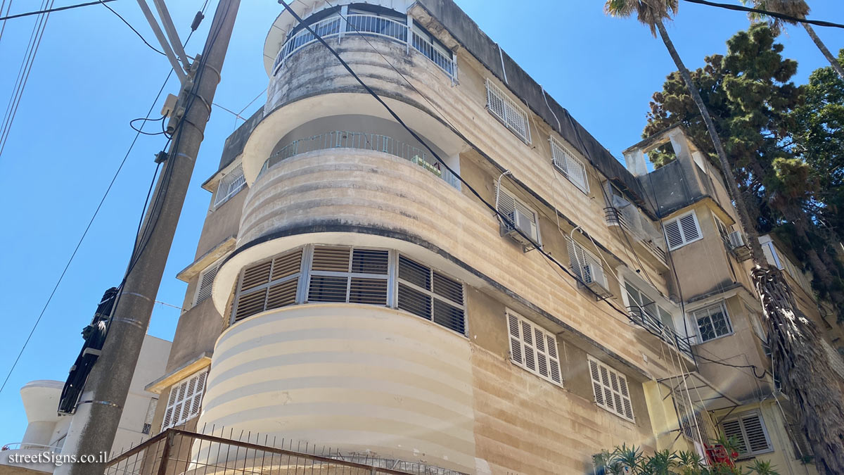 Haifa - buildings for conservation - Avraham Shvat House - 45 Masada St.