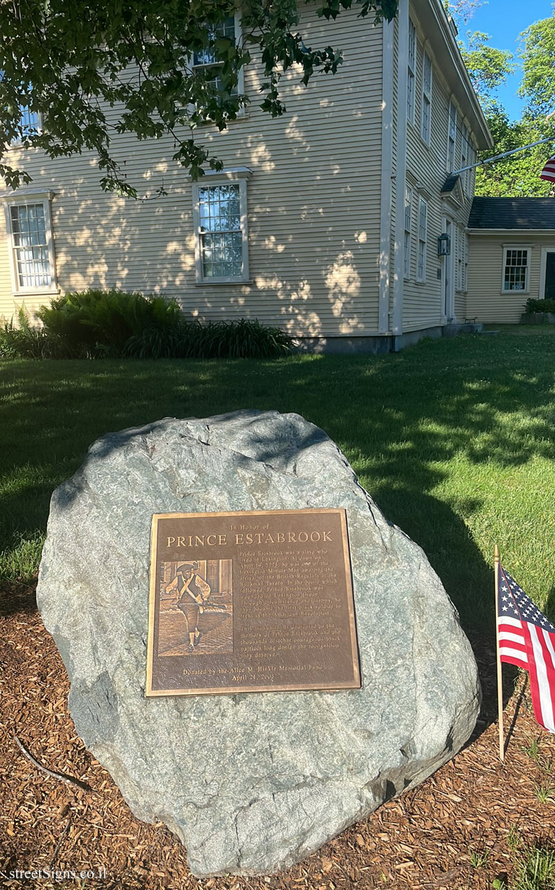 Lexington - Commemorative plaque for Prince Eastbrook - 1 Bedford St, Lexington, MA 02420, USA