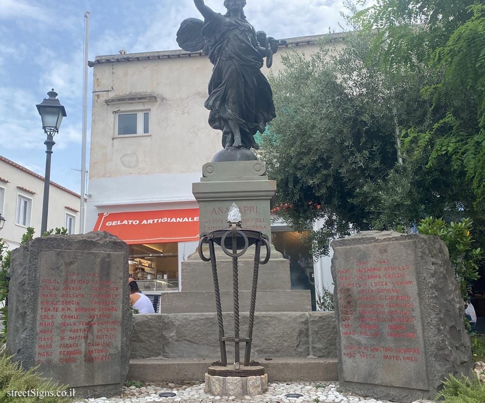 Anacapri (Capri) - A monument in memory of those who fell in the World Wars - Piazza dela Vittoria, 1, 80071 Anacapri NA, Italy