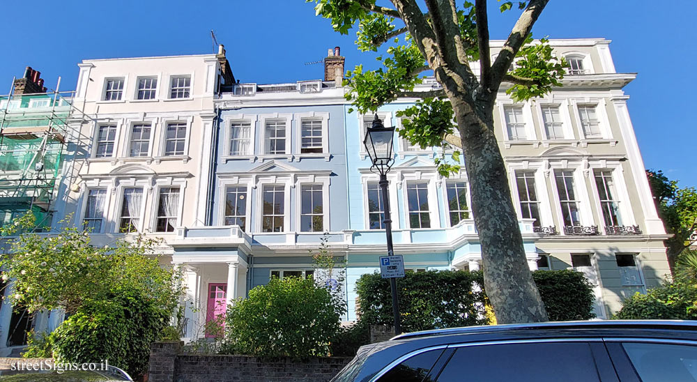 London - Commemorative plaque where the poet and writer Sylvia Plath lived - 3 Chalcot Square, London NW1 8YB, UK