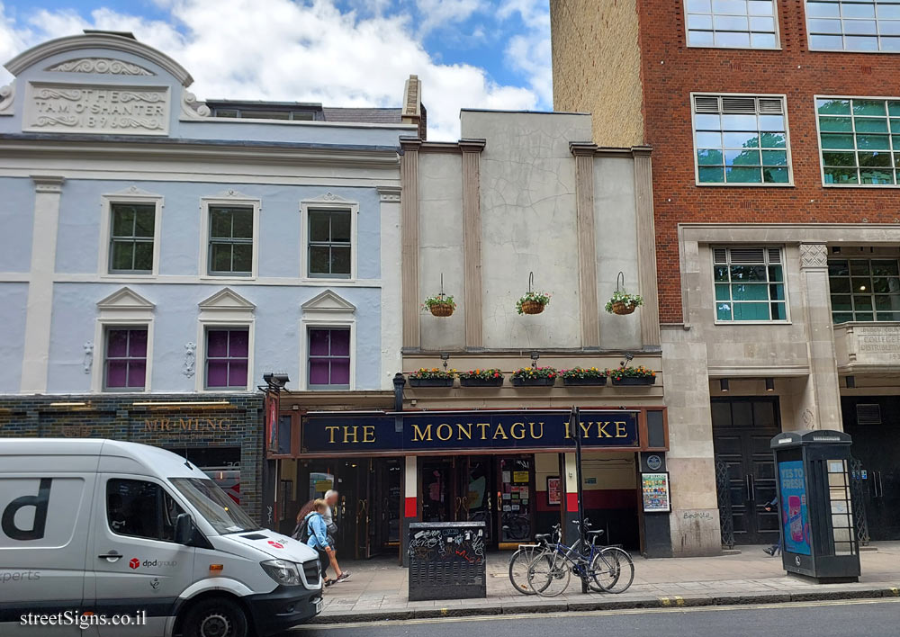 London - Commemorative plaque in Montagu Pyke - 103 Charing Cross Rd, London WC2H 0DT, UK