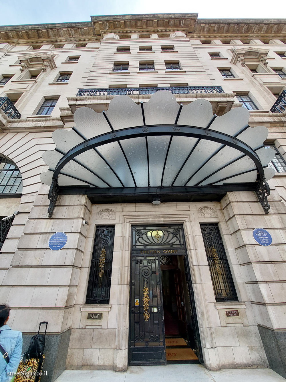 London - A commemorative sign where the composer Eric Coates lived - 206 Baker St, London NW1 5SE, UK