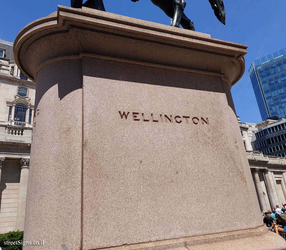 London - Monument commemorating the 1st Duke of Wellington riding a horse - Bank, Princes St, London EC3V 3LA, UK