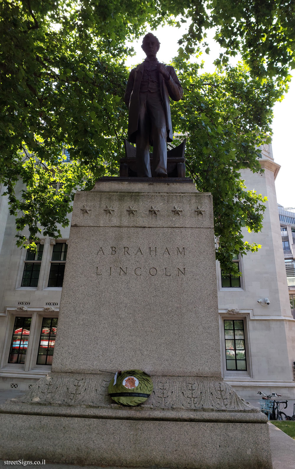London - Abraham Lincoln’s statue - Parliament Square, SW1, London, UK