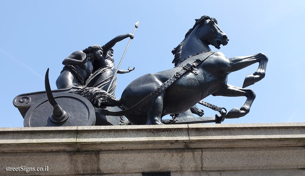 London - Boadicea and Her Daughters statue - Westminster Pier, London SW1, UK