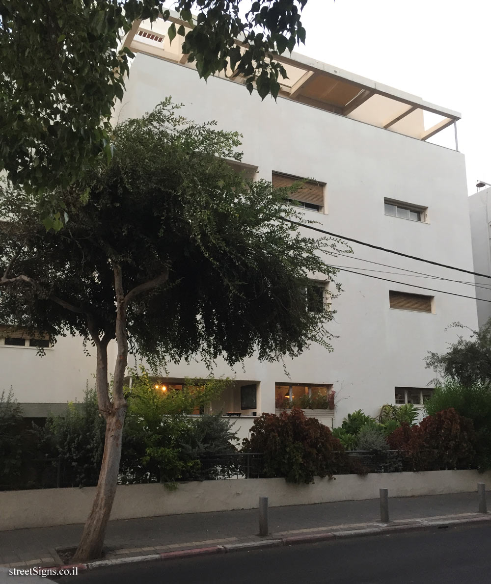 Tel Aviv - buildings for conservation - 9 Gordon - J. L. Gordon St 9, Tel Aviv-Yafo, Israel