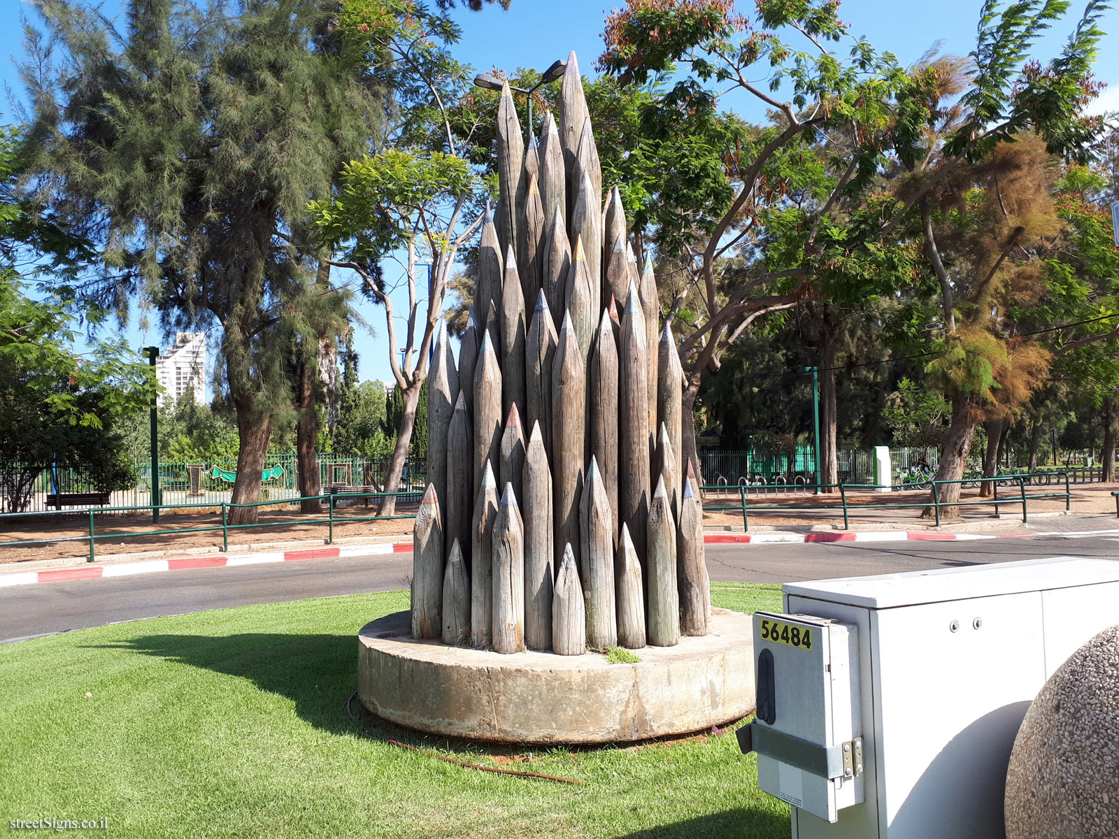 The "pencils" statue - HaShlosha Square - Bnei Dan St 54, Tel Aviv-Yafo, Israel