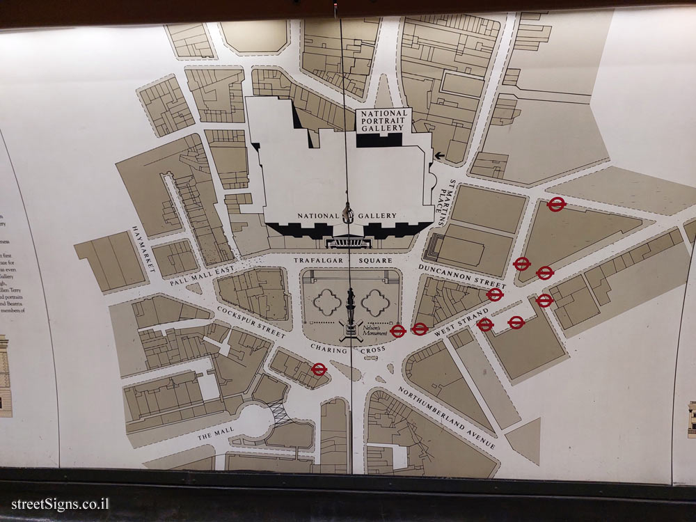 Charing Cross Subway Station - Interior of the station - Map of Trafalgar Square and the Galleries - Trafalgar Square / Charing Cross Stn, London, UK