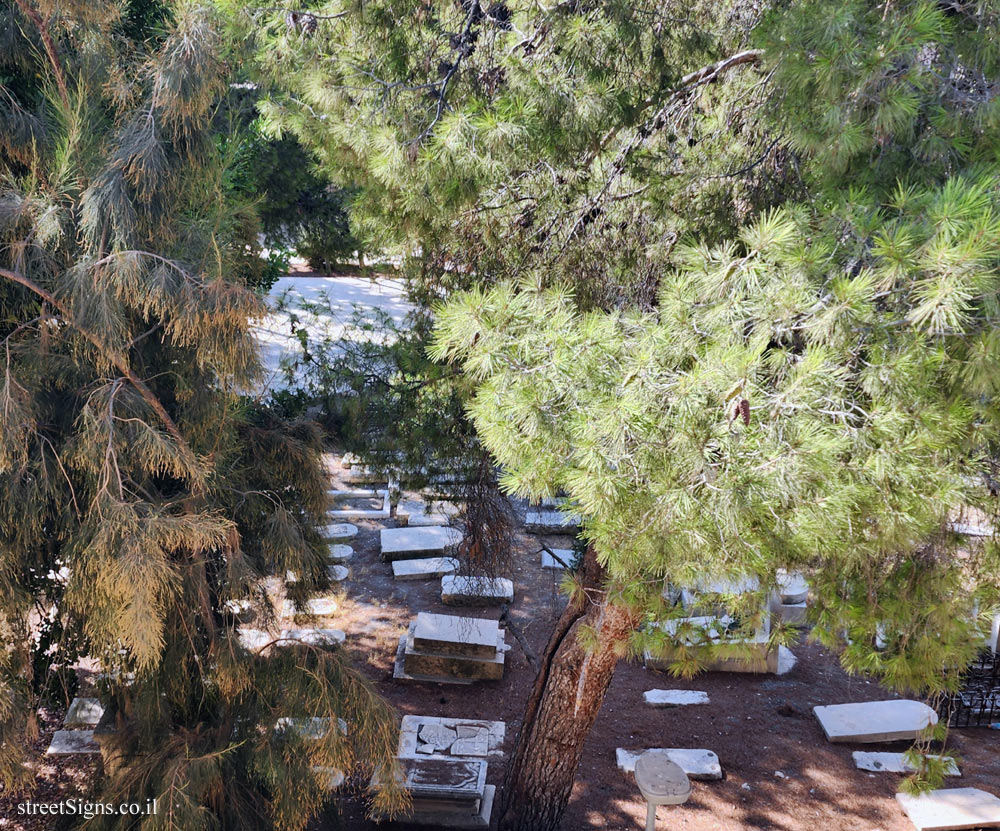 Jerusalem - The Old City - The Ramparts Walk - Orthodox Cemetry - The Armenian Patriarchate St 2d, Jerusalem