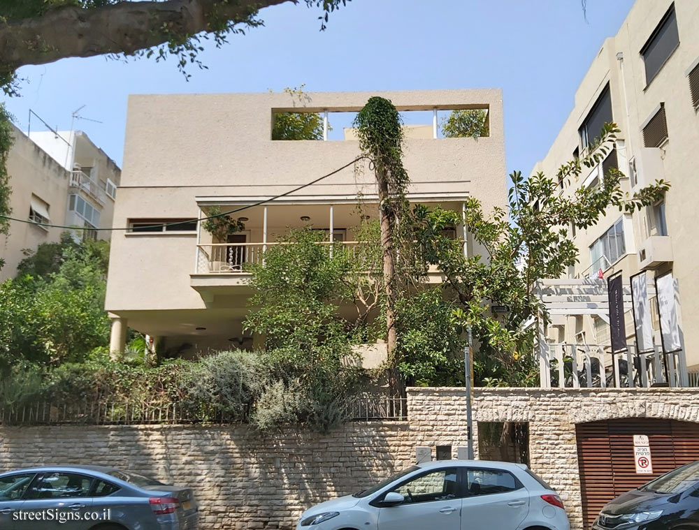 Tel Aviv - buildings for conservation - 25 Ben-Zion