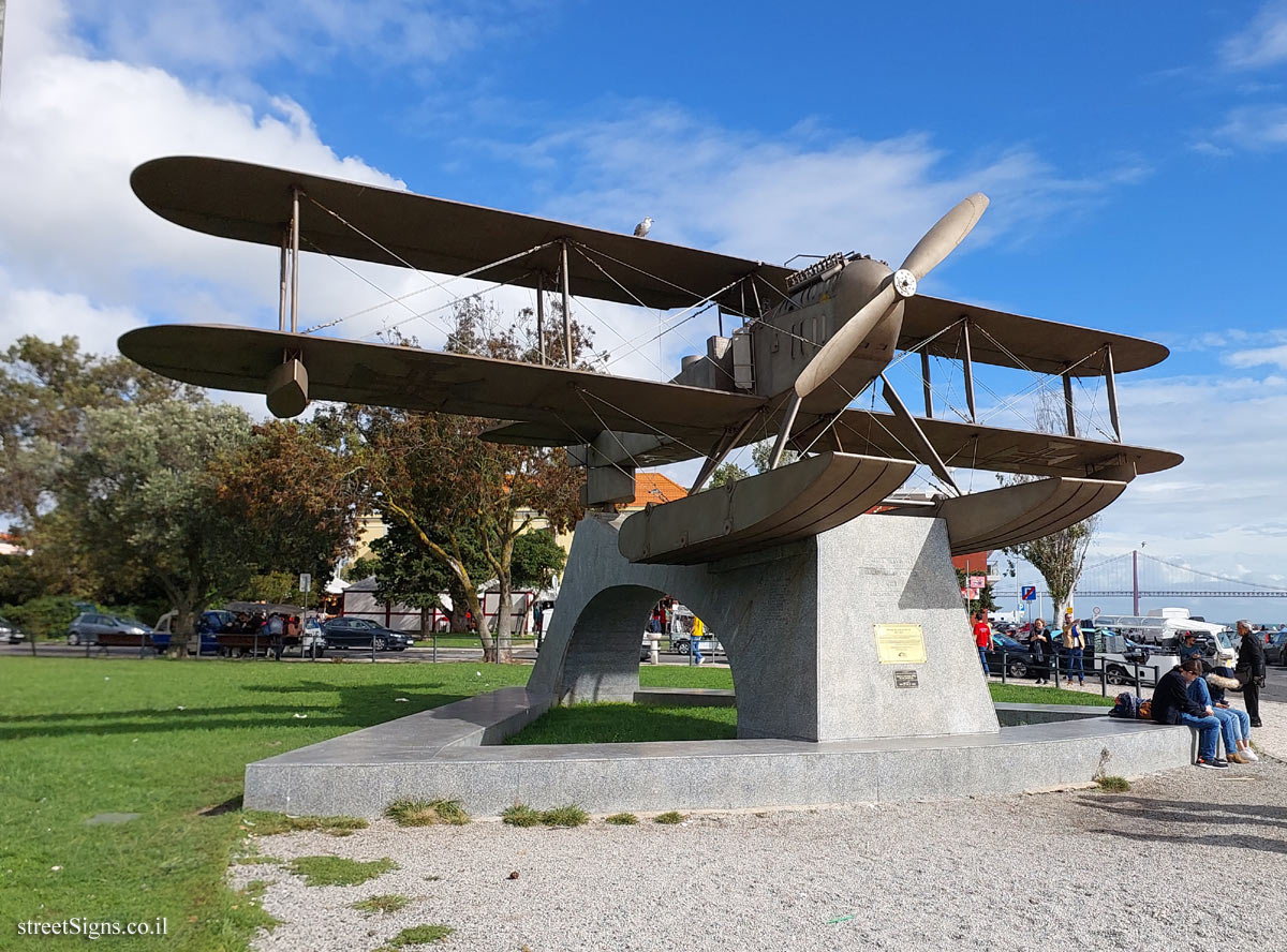 Lisbon - the monument commemorating the flight of Gago Coutinho and Sacadura Cabral - Av. Brasília BP, 1400-038 Lisboa, Portugal