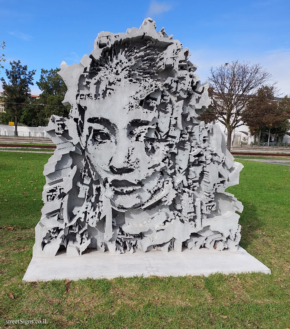 Lisbon - Monument to Joao Mendes, the first Westerner to come to Korea - Av. Brasília, 1300 Lisboa, Portugal