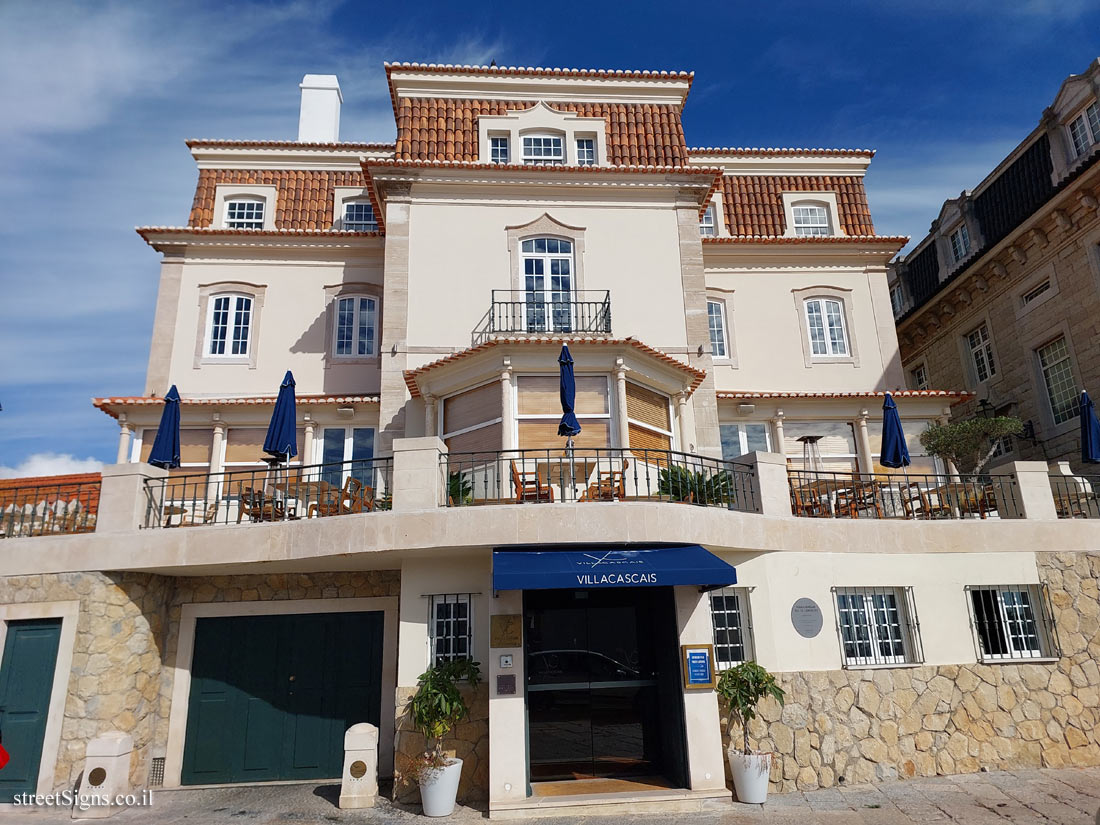 Cascais - the house where the writer Maria Amália Vaz de Carvalho lived - R. Fernandes Thomás 1, 2750-342 Cascais, Portugal