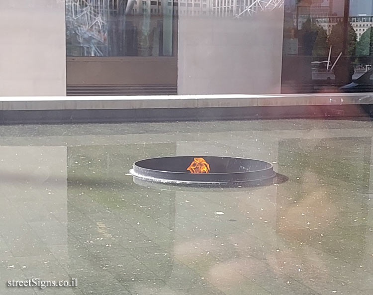 London - Eternal Flame in memory of the policemen who fell in the line of duty - New Scotland Yard, London SW1A 2JL, UK