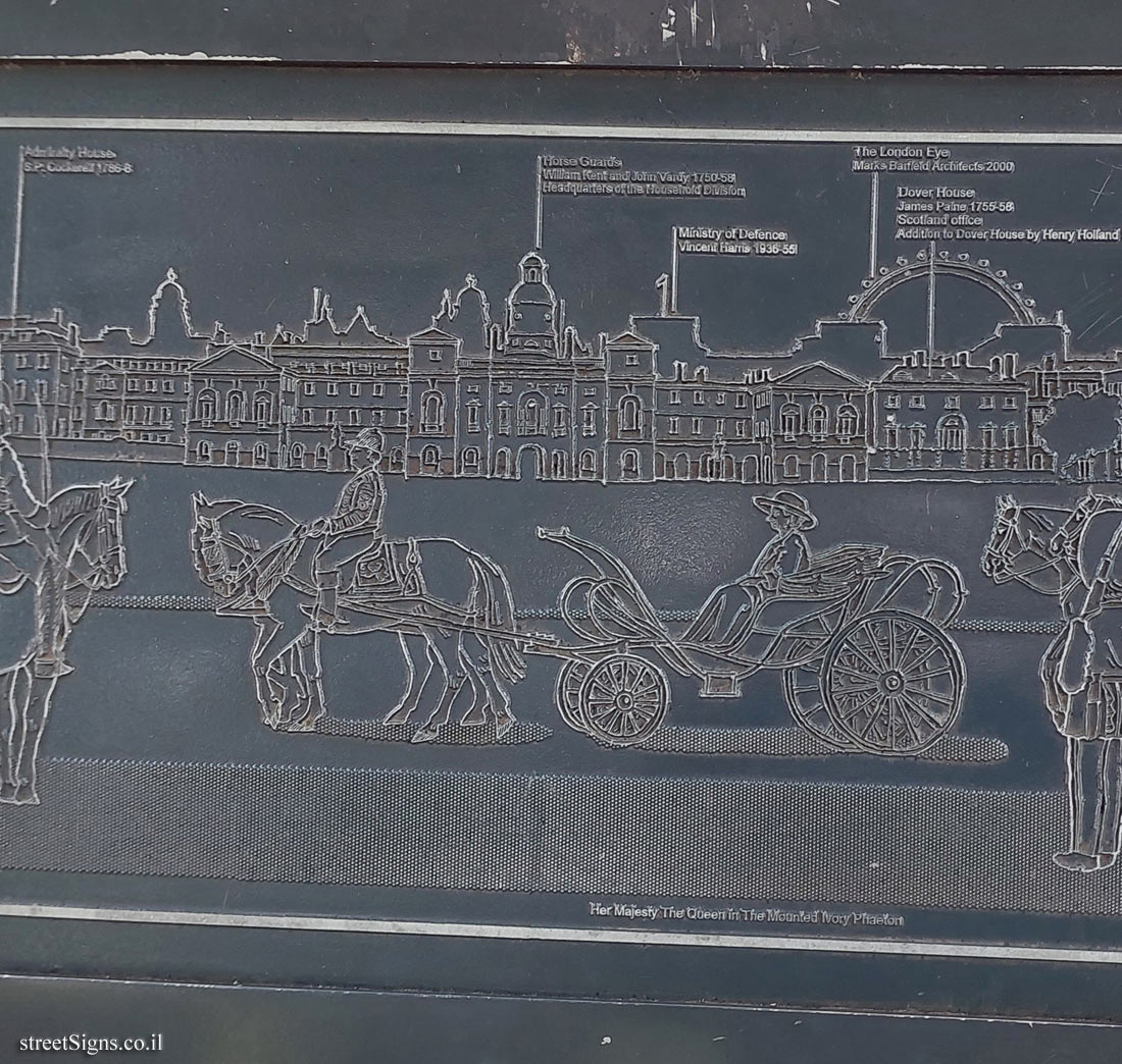 London - Jubilee Walkway - Horse Guards Parade - 69 Horse Guards Rd, London SW1A 2BE, UK