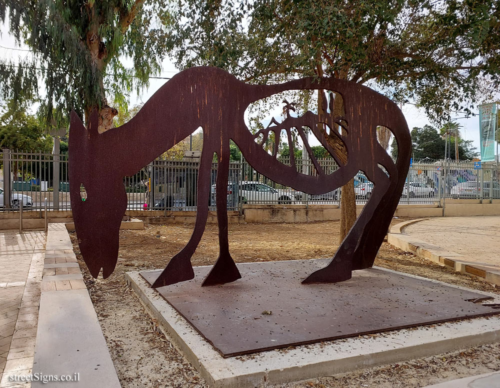 Beer Sheva - "Motherland" - an outdoor sculpture by Menashe Kadishman - HaAtsmaut St 60, Be’er Sheva, Israel