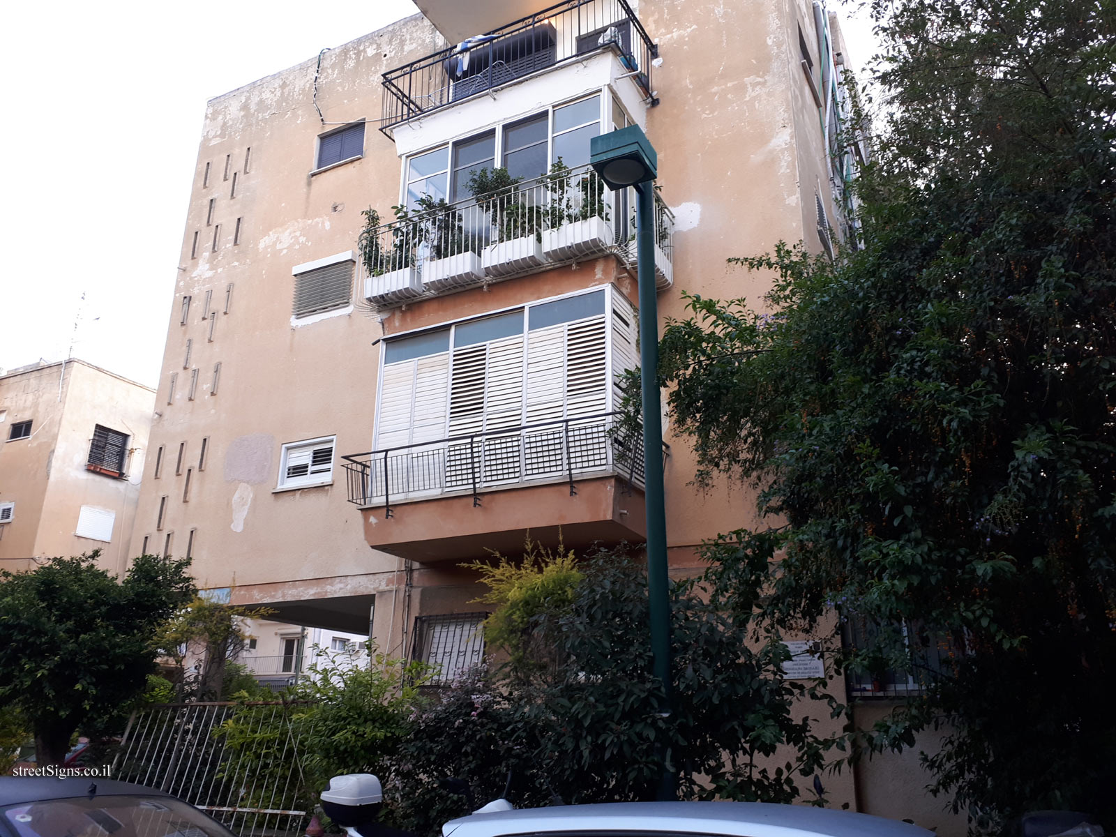 The house of Shoshana Damari - Klonimus St 16, Tel Aviv-Yafo