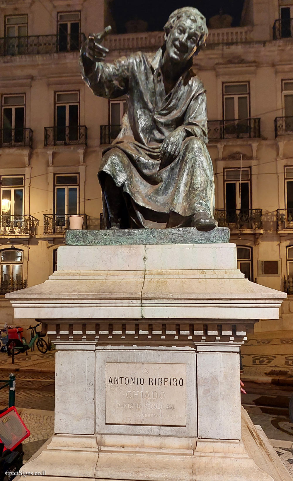 Lisbon - the statue of the poet António Ribeiro Chiado - Largo do Chiado 24, 1200-445 Lisboa, Portugal