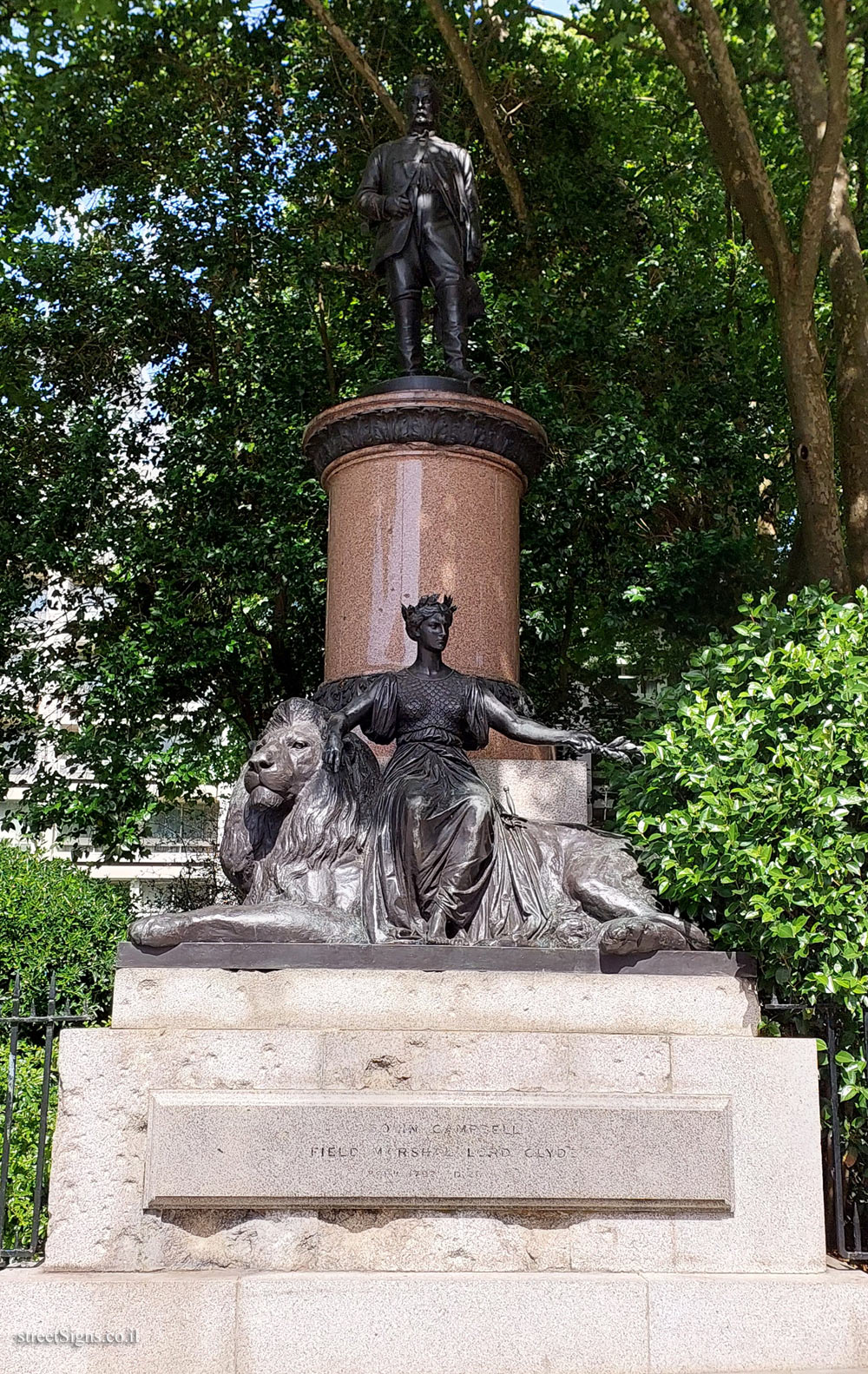 London - Colin Campbell Memorial - Waterloo Pl, St. James’s, London SW1Y 5ER, UK