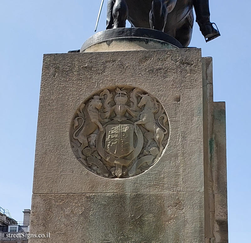 London - Statue of King Edward VII riding a horse - 107 Pall Mall, St. James’s, London SW1Y 5ER, UK