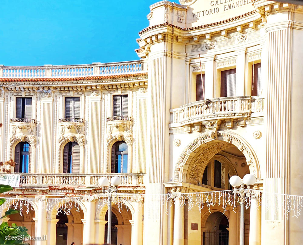 Messina (Sicily) - Piazza Antonello - Piazza Antonello, 1, 98122 Messina ME, Italy