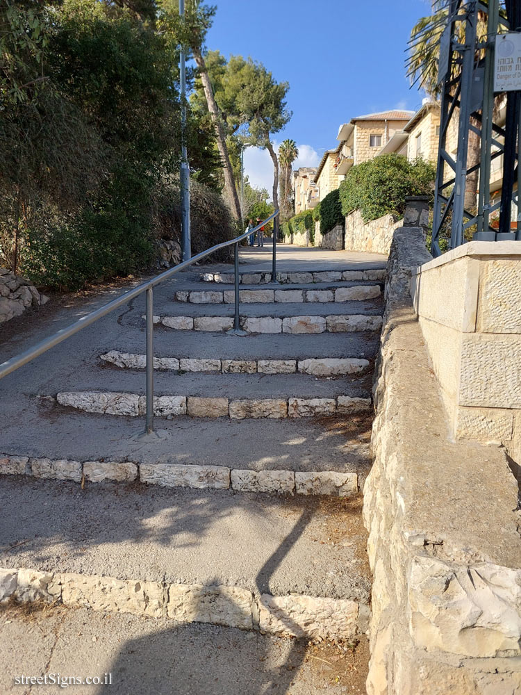 Jerusalem - Heritage Sites in Israel - Kaddish Yehuda Silman Stair Path - Ma’ale Kadish Silman St 1, Jerusalem, Israel