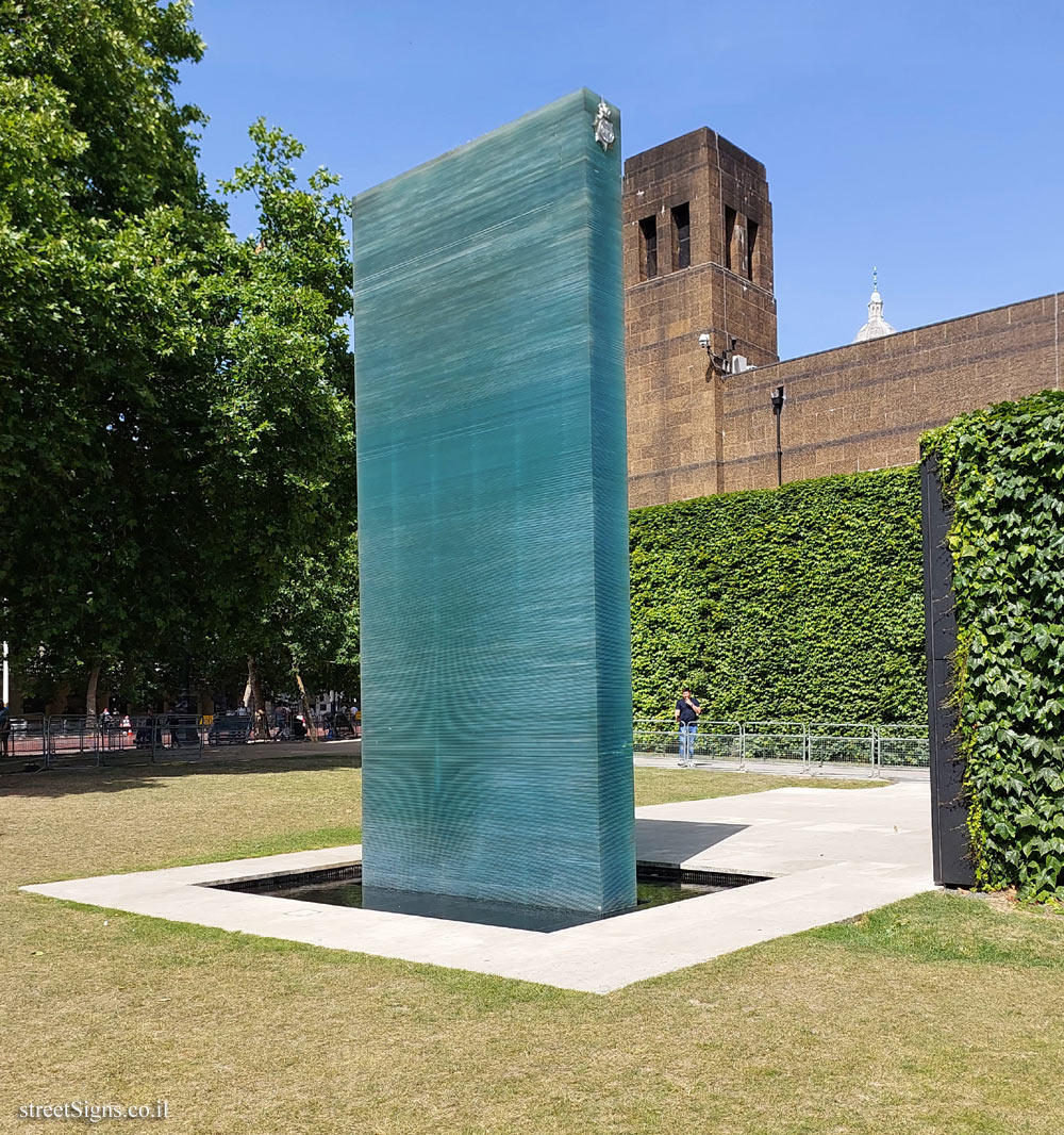 London - National Police Memorial - 36 Whitehall, London SW1, UK