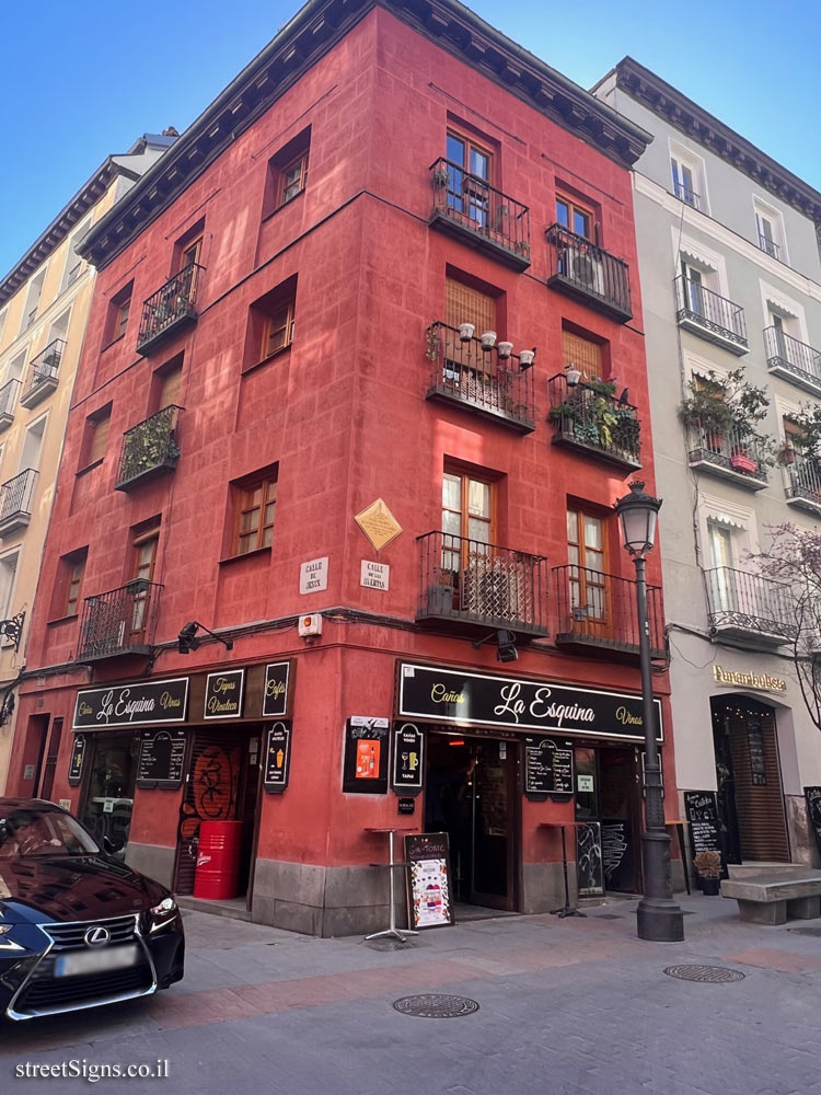 Madrid - the house where the jurist José María Manresa Navarro lived - C. de las Huertas, 70, 28014 Madrid, Spain