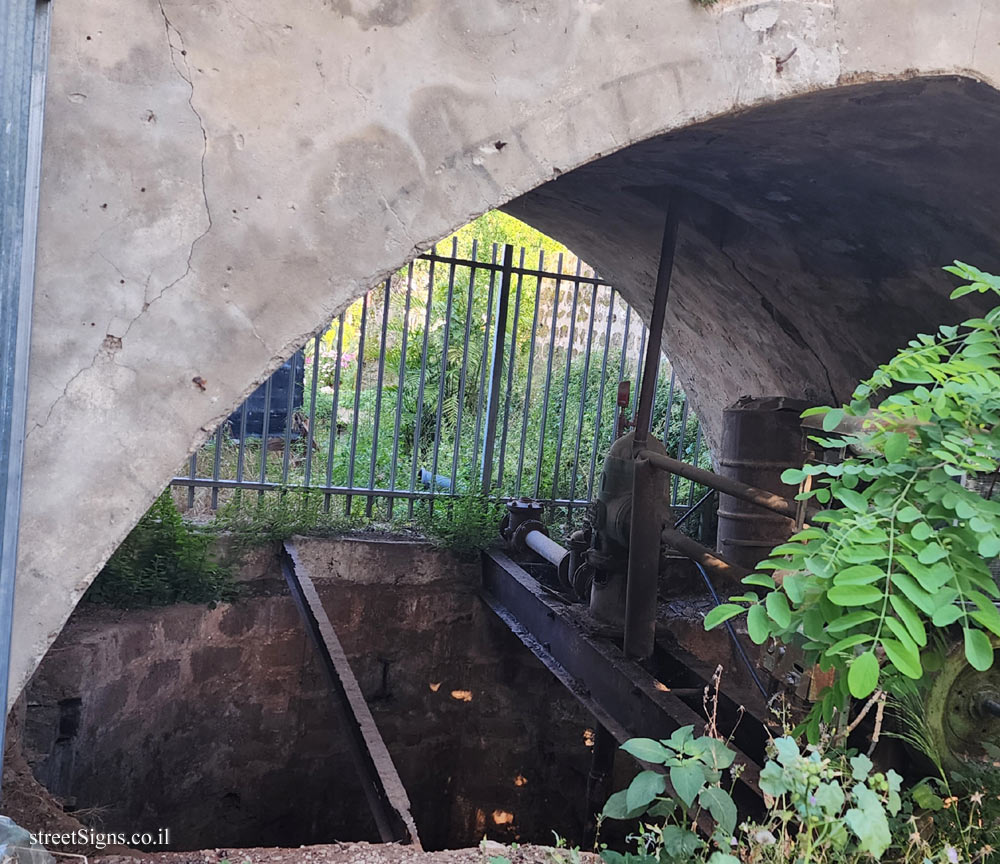 Tel Aviv - the farm - the well yard