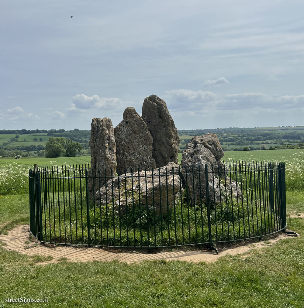 Chipping Norton - Rollright Stones - The Whispering Knights
