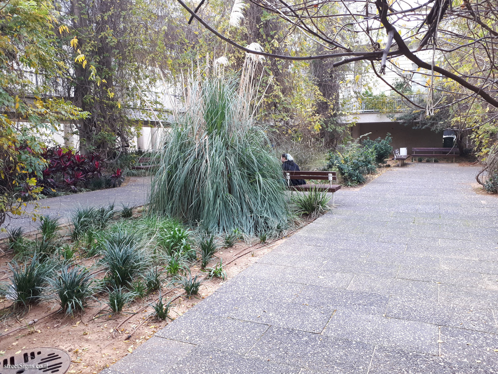 Tel Aviv - buildings for conservation - Ya’akov’s garden - 1963