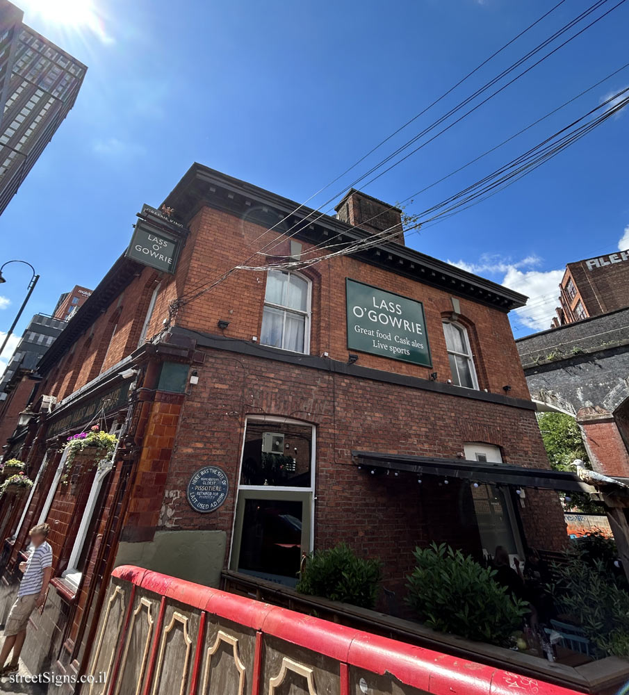 Manchester - the site of the city’s oldest public urinal - The Lass O’Gowrie, 36 Charles St, Manchester M1 7DB, UK