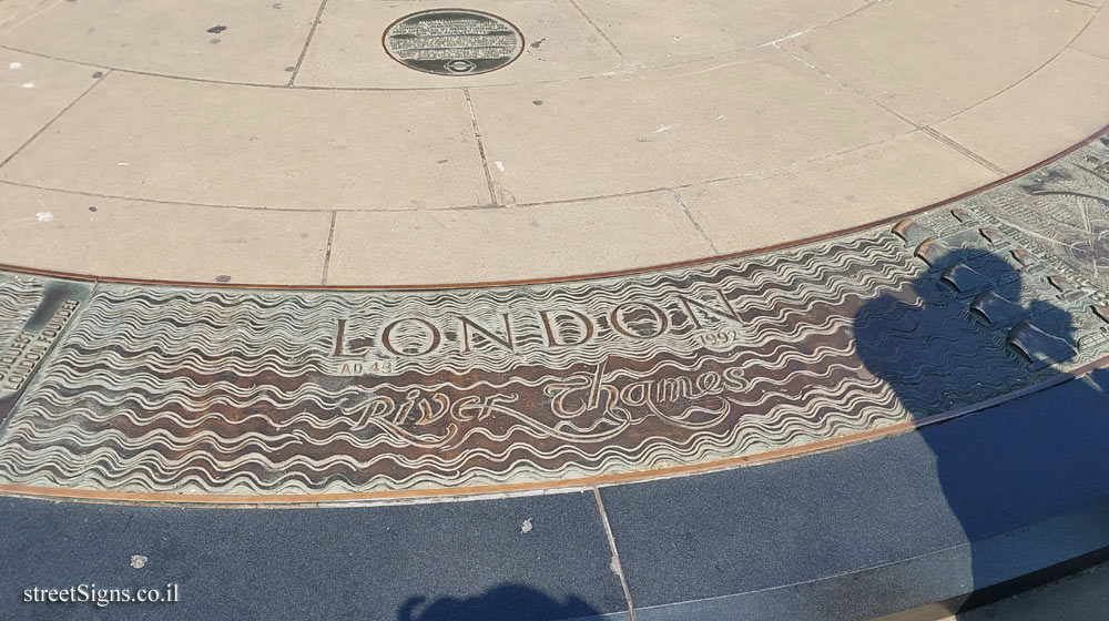 London - Sundial at Tower Hill Station - River Thames