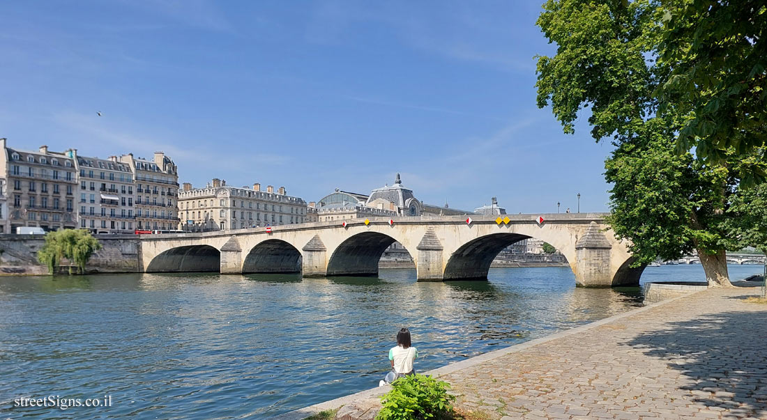Paris - Royal Bridge - Pont Royal, 75001 Paris, France