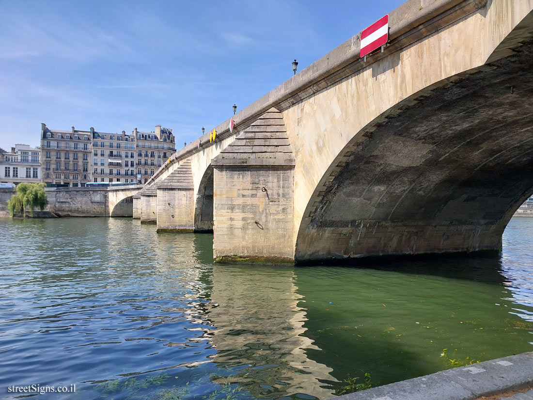 Paris - Royal Bridge - Pont Royal, 75001 Paris, France