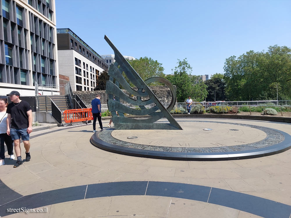 London - Plaque commemorating the Liberty Tower area - Tower Hill Underground Station, 38 Trinity Square, London EC3N 4DJ, UK