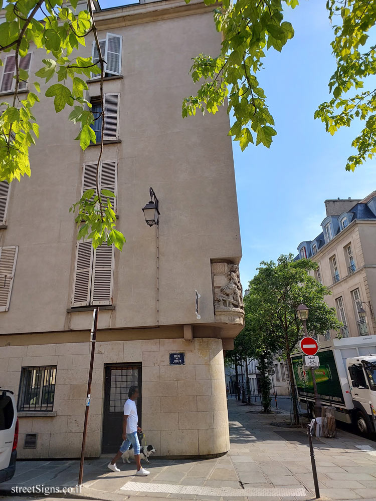 Paris - A relief of a knife sharpener on a street corner - 2 Rue de Jouy, 75004 Paris, France