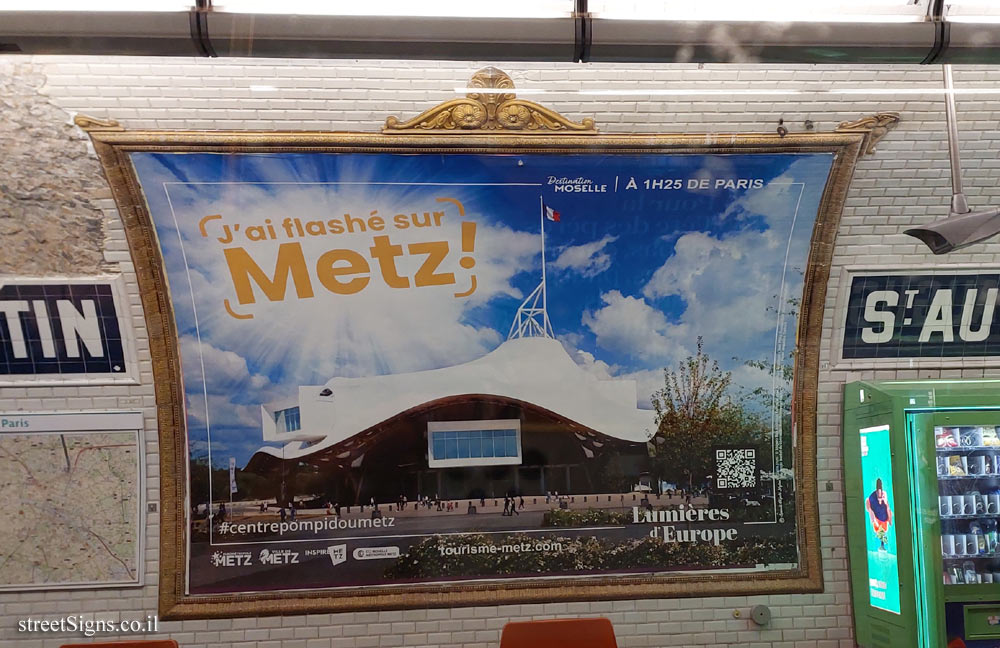 Paris - 100 Years of Metro History - First half of the 20th century - Advertising frame - Saint-Augustin station