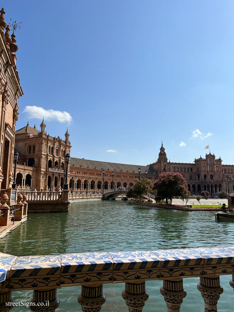 Seville - Plaza de España - a treasure of the European film colture - Torre Sur Plaza España, s/n, 41013 Sevilla, Spain