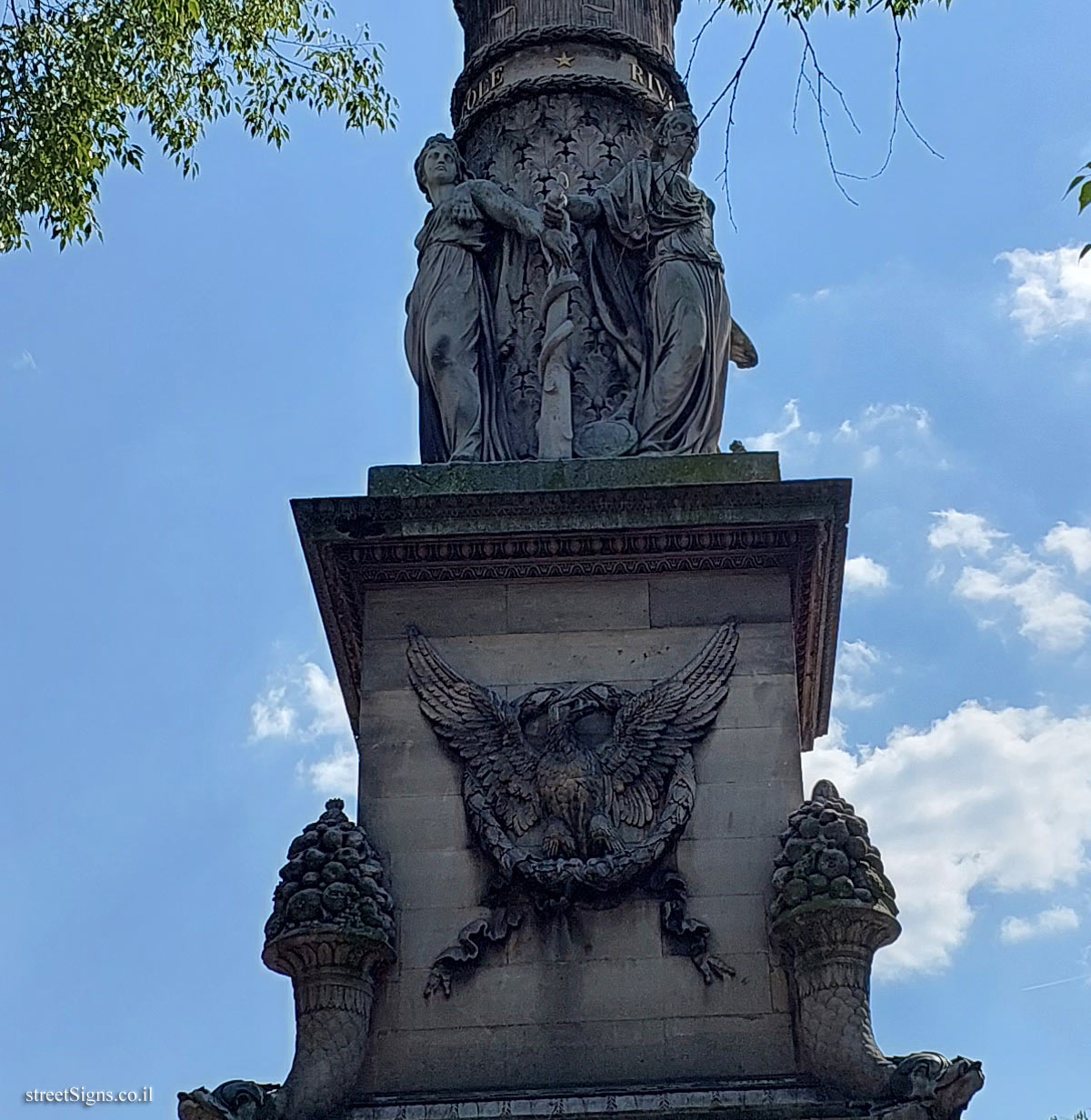 Paris - Fontaine du Palmier - 12715 Rue Saint-Denis, 75001 Paris, France