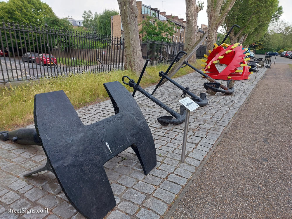 Greenwich Maritime Museum anchor display - 11 Park Row, London SE10 9NG, UK