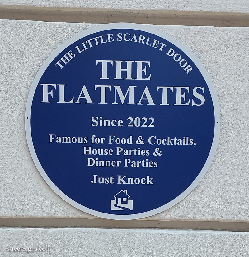 THE FLATMATES - 11 Greek St, London W1D 4DJ, UK