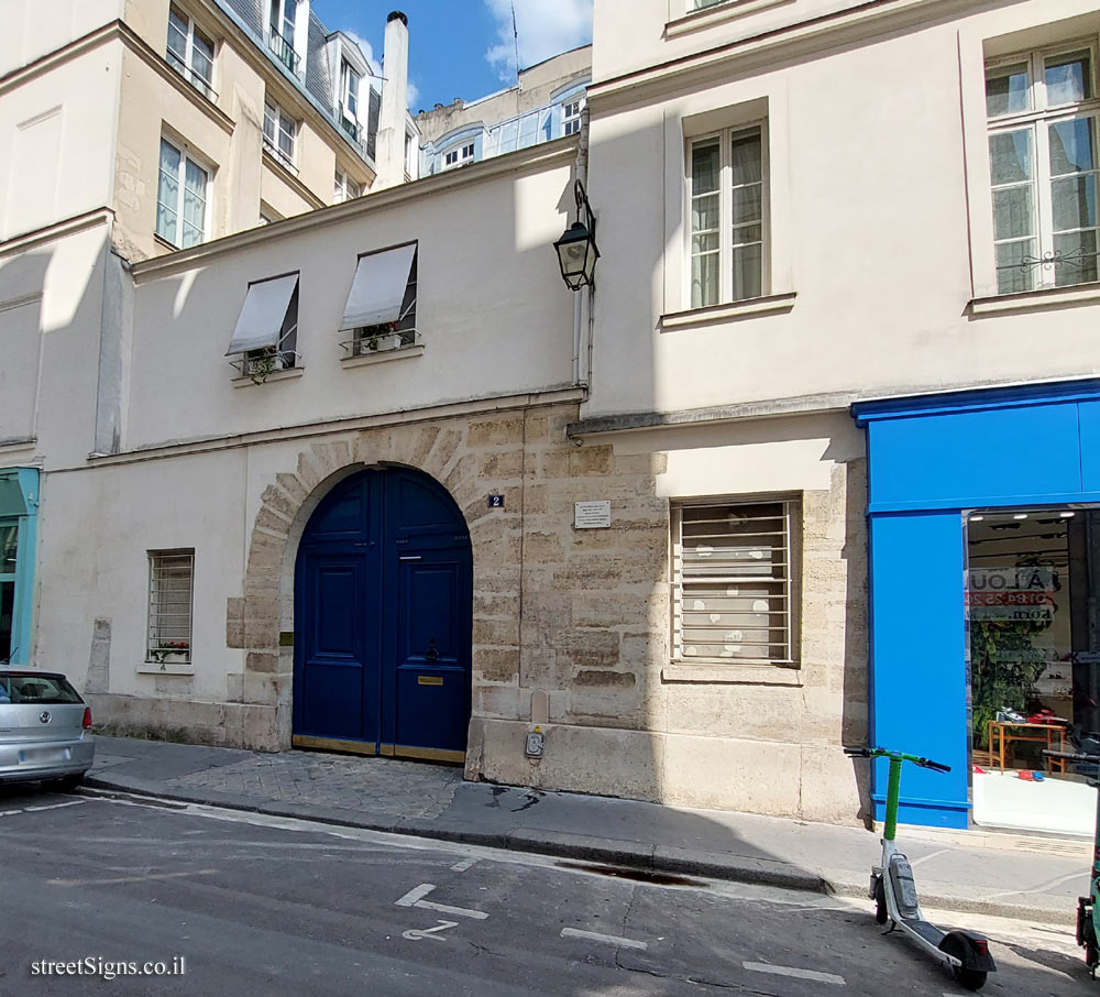 Paris - the house where the writer René-Louis Doyon lived - 2 Imp. Guéménée, 75004 Paris, France