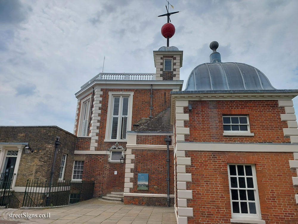 London - Greenwich - The Time Ball - Royal Observatory, Blackheath Ave, London SE10 8XJ, UK