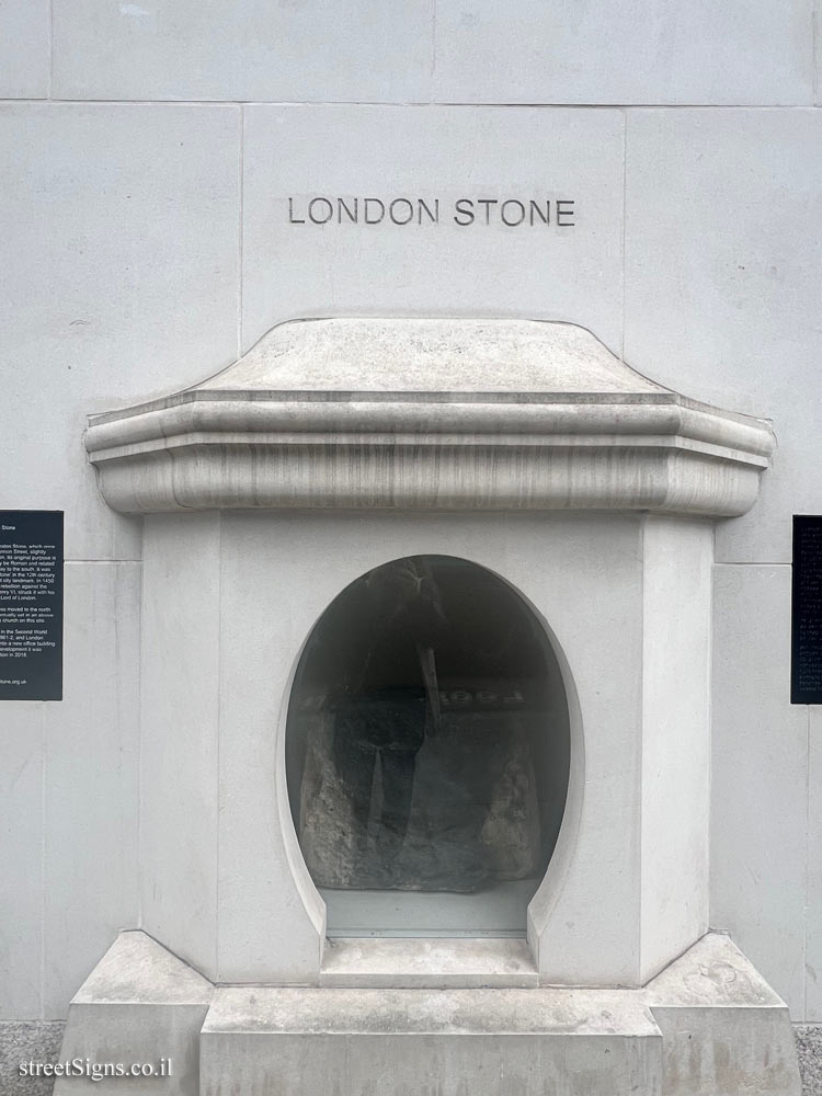 London - London Stone - 111 Cannon St, London EC4N, UK
