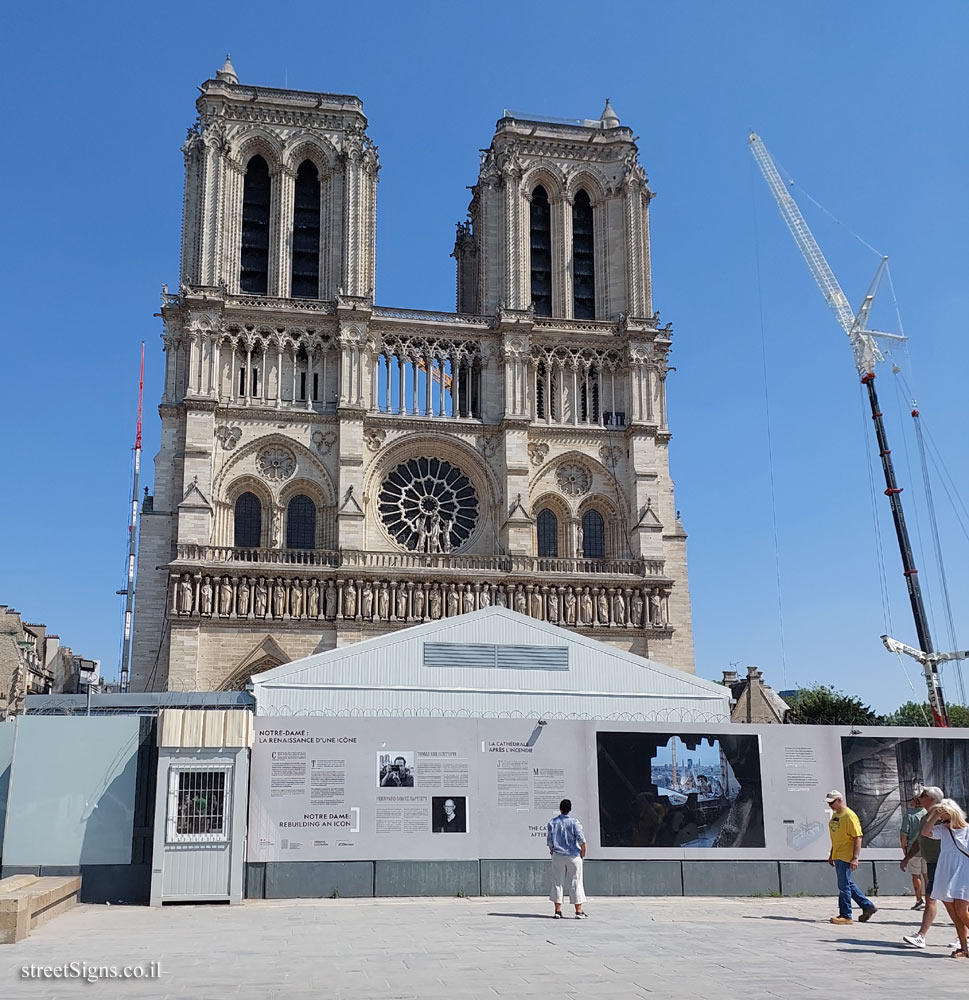 Paris - Restoration of Notre Dame Cathedral - 1 Rue du Cloître-Notre-Dame, 75004 Paris, France